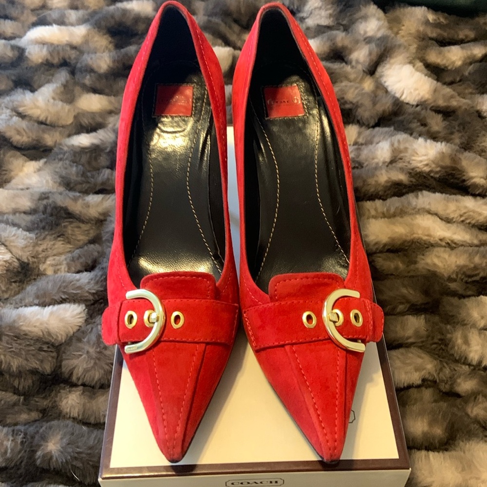 Vintage Coach Y2K red suede heels sz 8.5 NEEDS REPAIR (see pics)